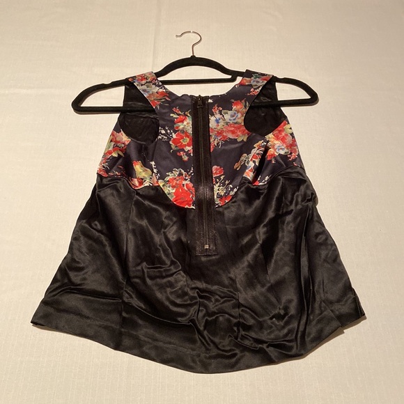 YaYa AfaloVintage Silk top - Picture 2 of 3